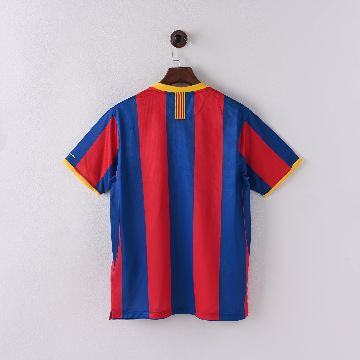 Barcelona Retro 10/11