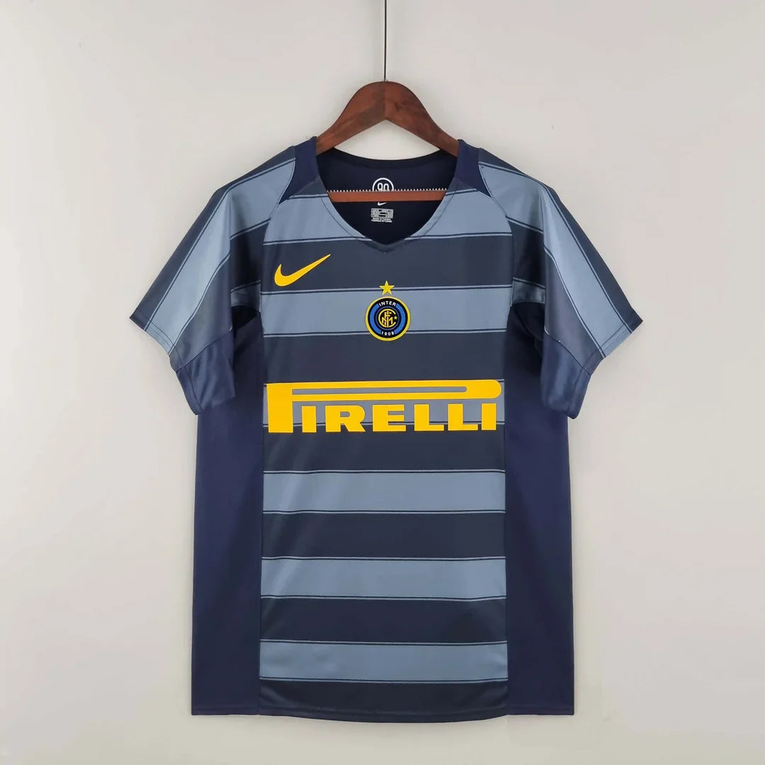 Inter Retro 04/05