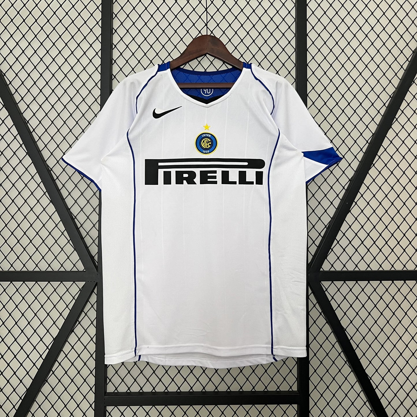 Inter Retro 04/05