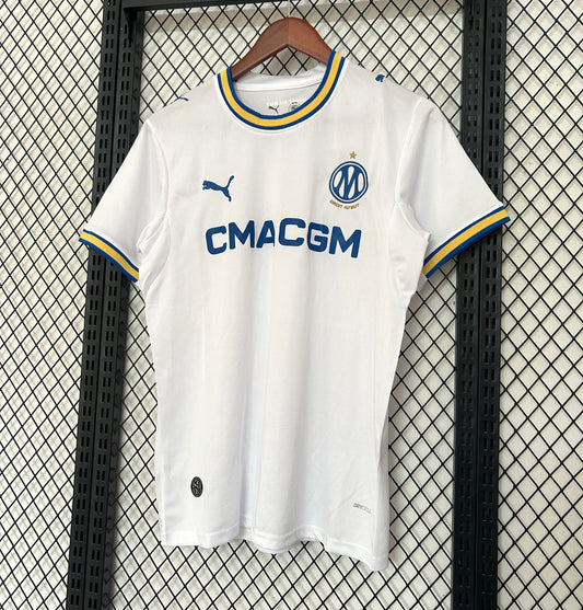 26/27 Marseille Home