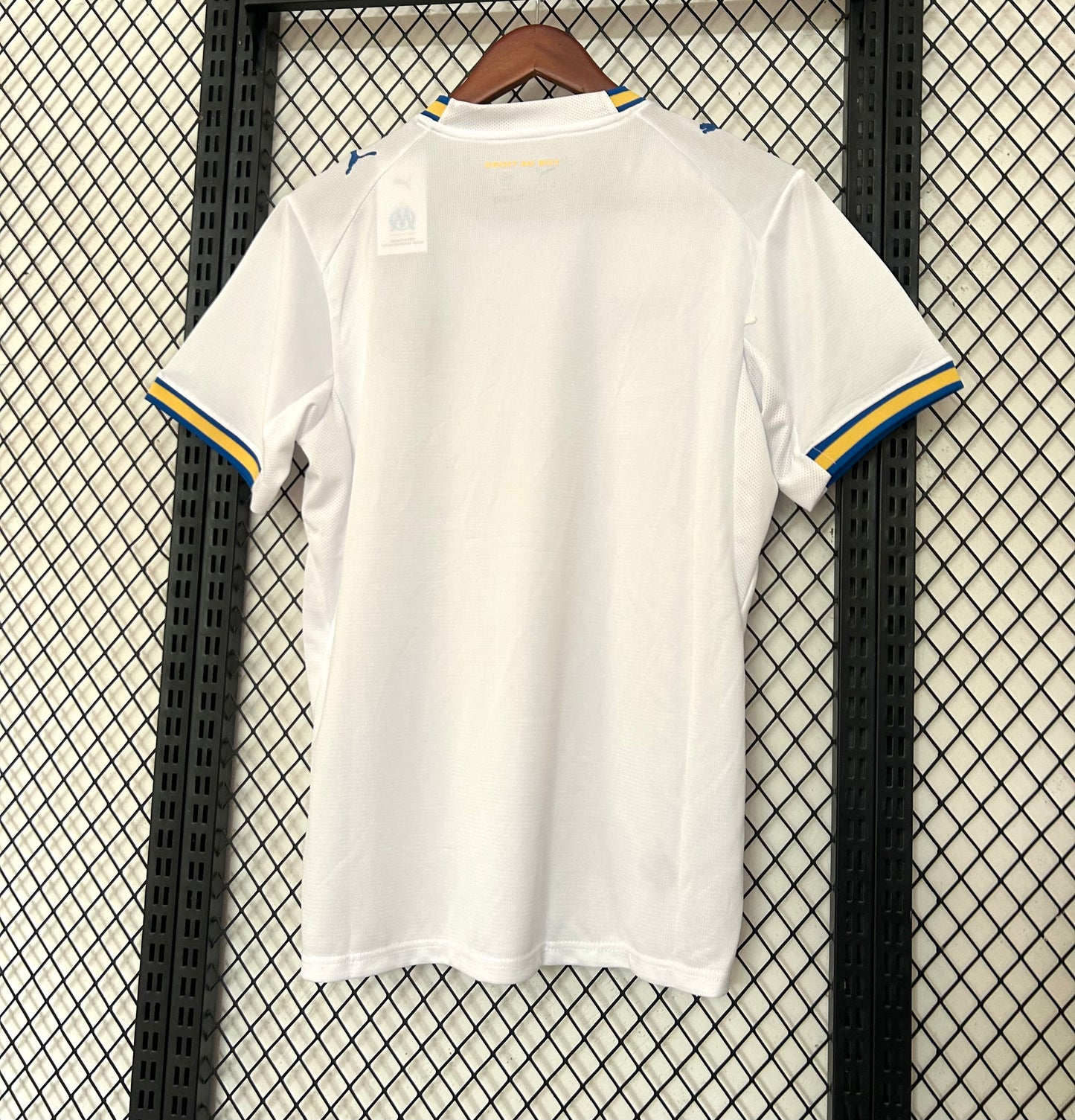 26/27 Marseille Home