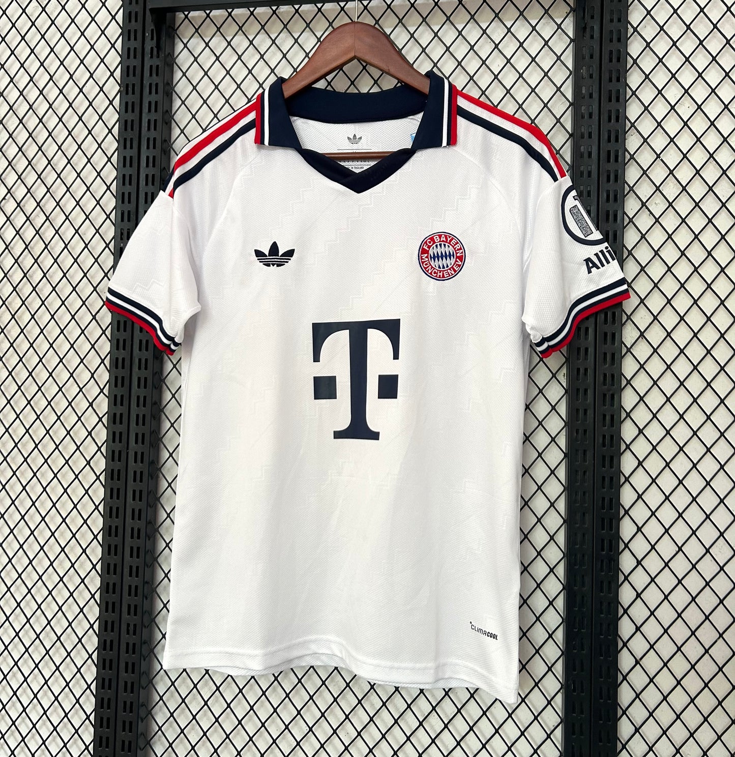26/27 Bayern Munich Away
