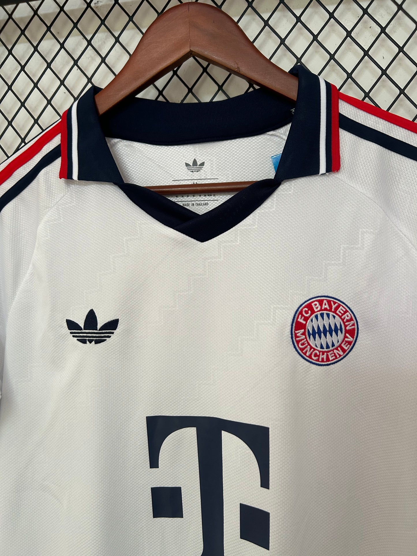 26/27 Bayern Munich Away