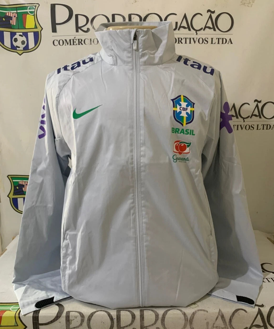Brazil Windbreaker Grey
